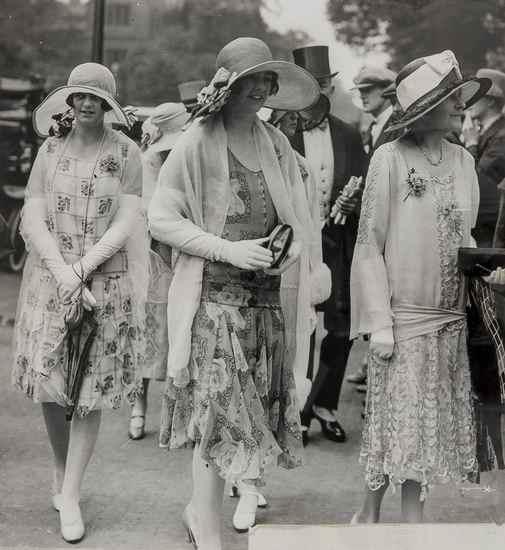 Appraisal: Ascot - Photograph Album of Ascot silver gelatin prints of