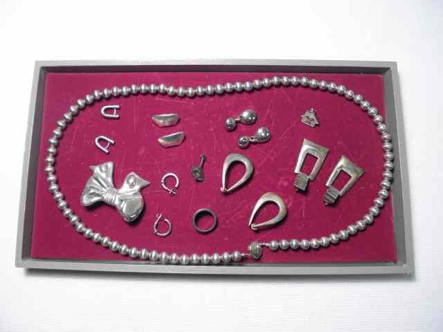 Appraisal: Assorted ladies costume jewelry Includes mostly sterling silver pieces silver