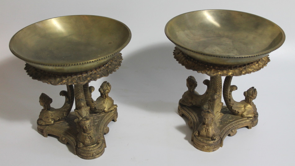 Appraisal: A pair of Victorian cast metal tazzae with detachable bowl