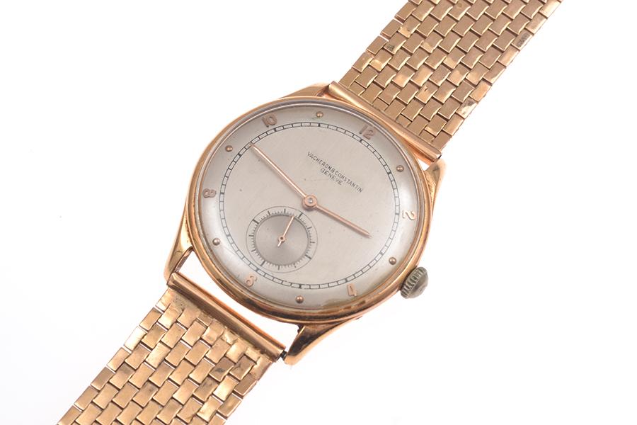 Appraisal: A VACHERON AND CONSTANTIN WRISTWATCH TO CT GOLD CASE AND