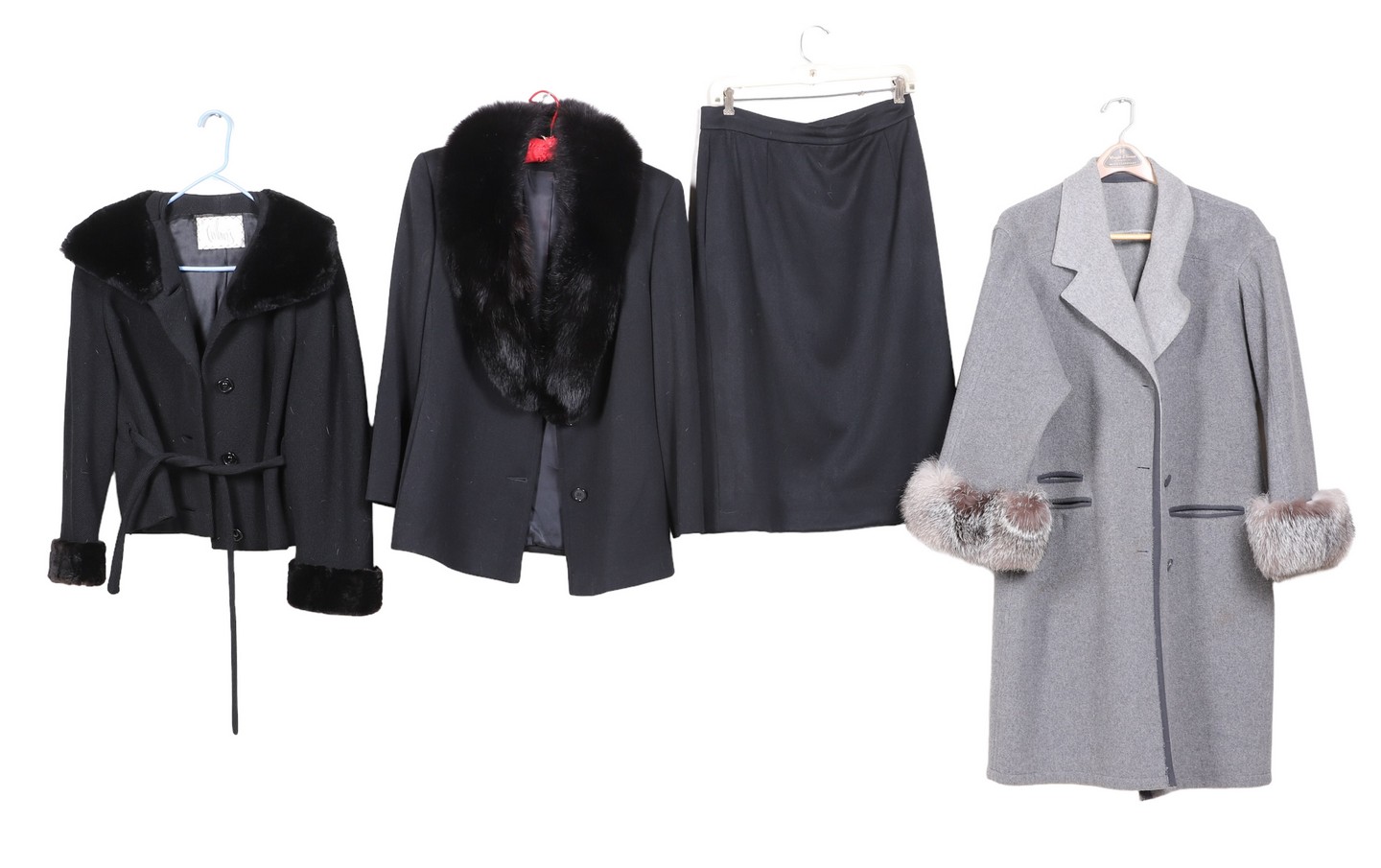 Appraisal: Vintage fur trimmed coats and ensemble to include 's Arthurs