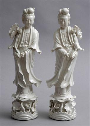 Appraisal: PAIR OF CHINESE BLANC DE CHINE FIGURES OF KWAN YIN