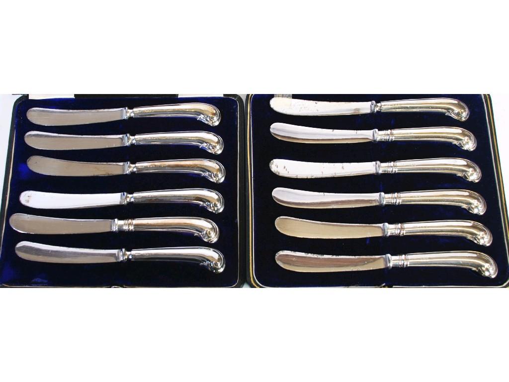 Appraisal: SET OF AFTERNOON TEA KNIVES WITH SILVER PISTOL GRIPS IN