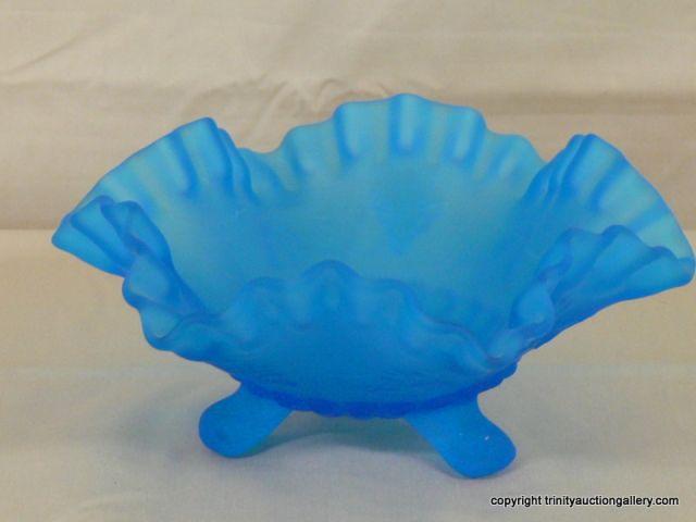 Appraisal: Westmoreland Blue Ruffled Bowl - toed footing pinched ruffled edge