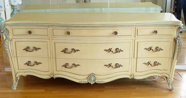 Appraisal: KARGES ITALIAN STYLE TRIPLE DRESSER Original painted finish Measures ''