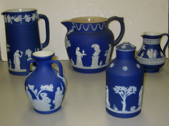 Appraisal: FIVE PIECES WEDGWOOD JASPERWARE White on blue dip jasper comprising