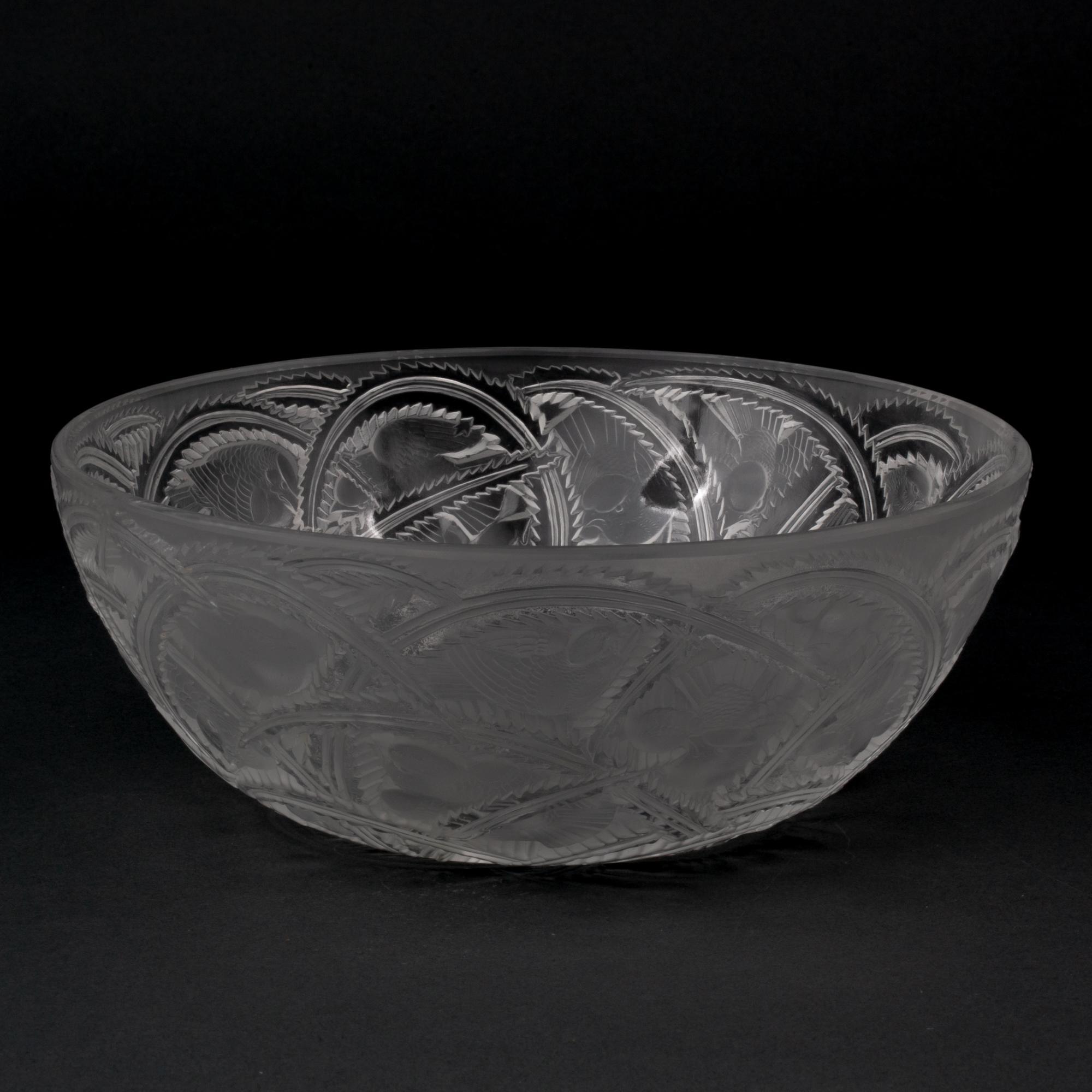 Appraisal: LALIQUE PINSONS BOWL A Lalique Pinsons crystal bowl with frosted