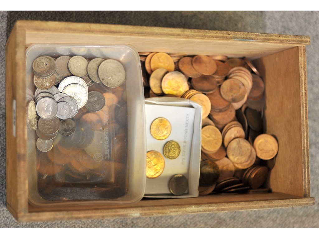 Appraisal: Box of coins