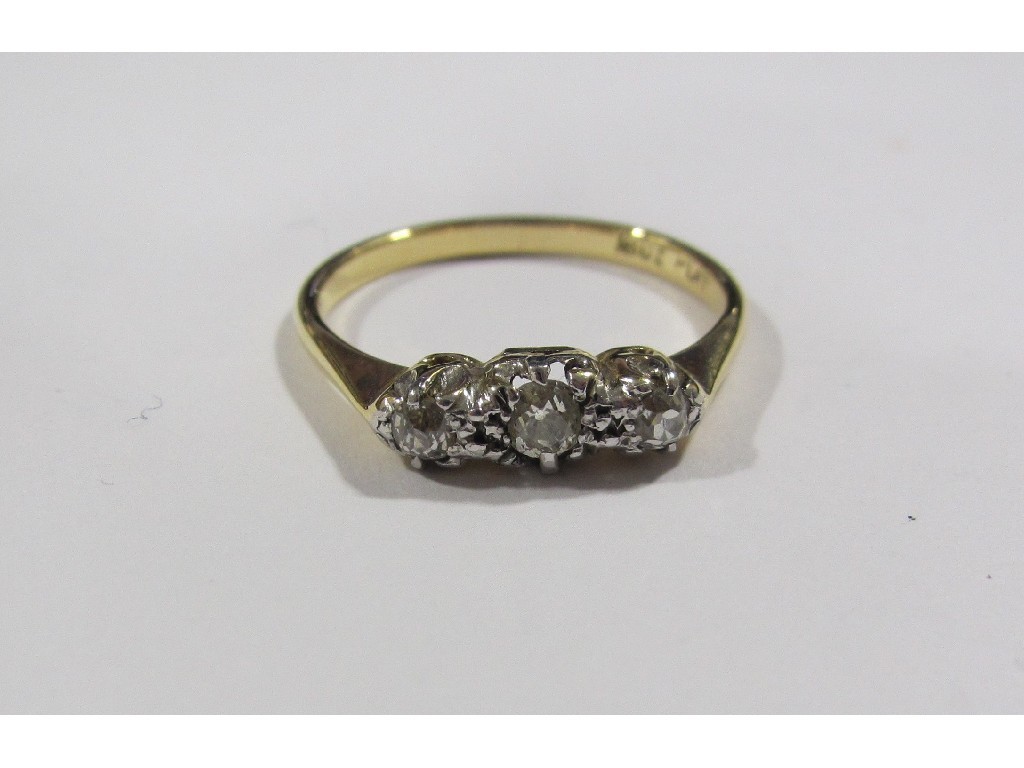 Appraisal: Eighteen carat gold and platinum diamond three stone ring