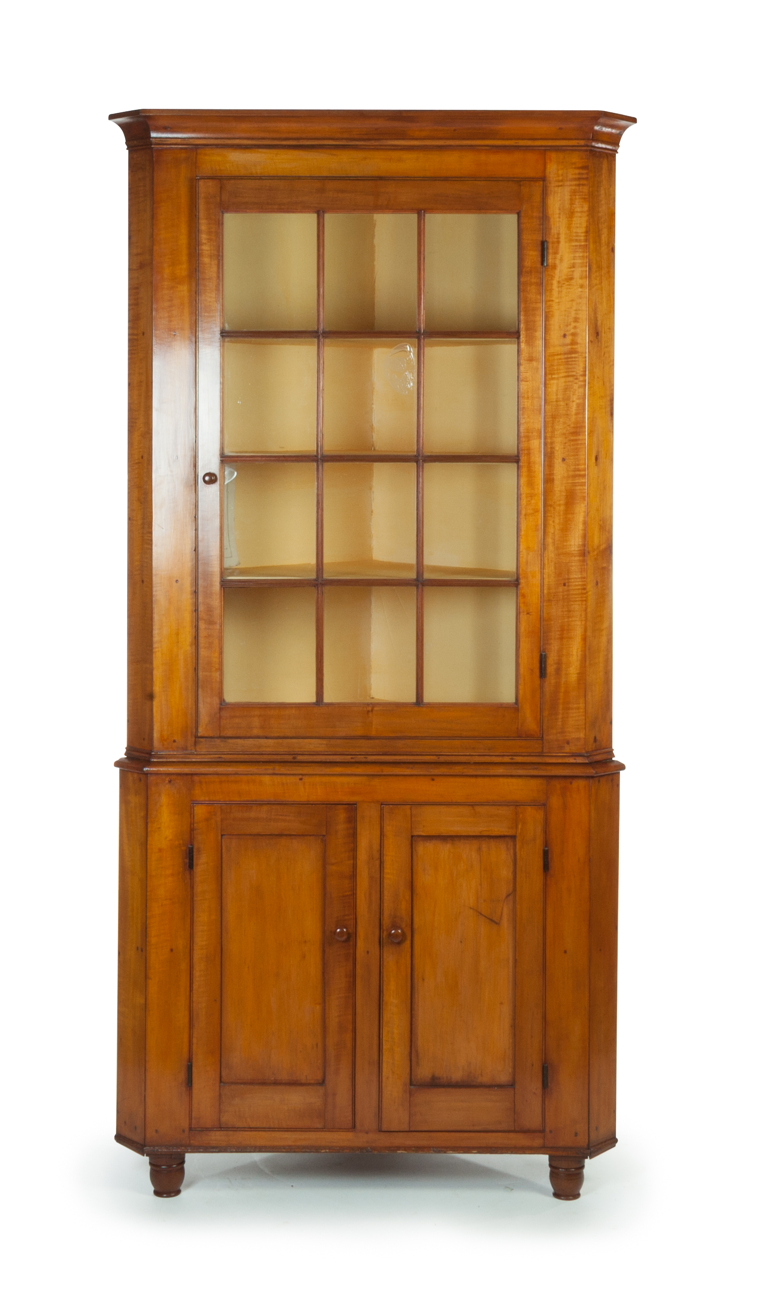 Appraisal: AMERICAN CORNER CUPBOARD Ca - figured maple with pine secondary