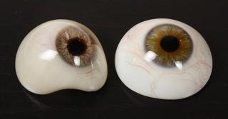 Appraisal: lot of Vintage glass eyes lot of Vintage glass eyes