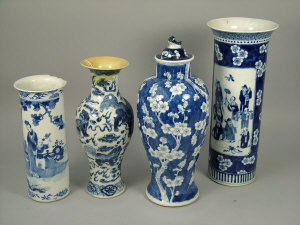 Appraisal: A Chinese porcelain blue and white cylindrical vase painted in