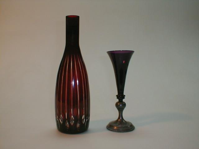 Appraisal: A Murano amethyst glass trumpet vase with annulated collar rising