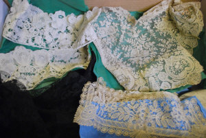 Appraisal: Collection of fine antique lace including three pairs of cuffs