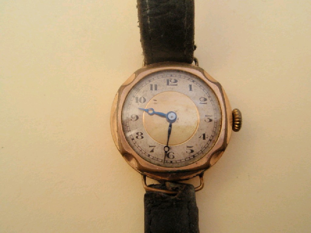 Appraisal: An early thC yellow metal cased ladies wristwatch