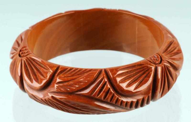 Appraisal: Bakelite Carved Brown Bracelet Description CORRECTION Bracelet is chocolate brown