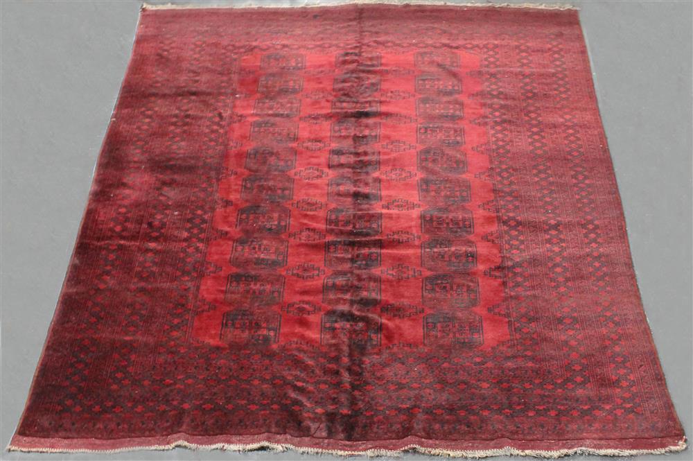 Appraisal: LARGE ANTIQUE ERSARI TURKMAN WOOL RUG having a deep red