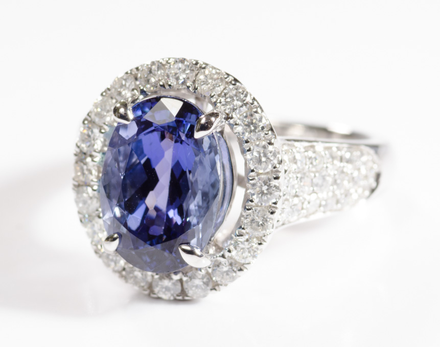 Appraisal: TANZANITE AND FOURTEEN KARAT WHITE GOLD RING with gemstone I