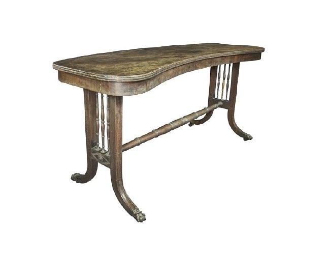 Appraisal: A George III kidney shaped writing table possibly by Gillows