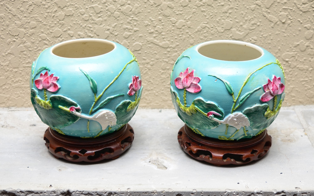 Appraisal: PAIR CHINESE EXPORT PORCELAIN BOWLS Turn of the century round