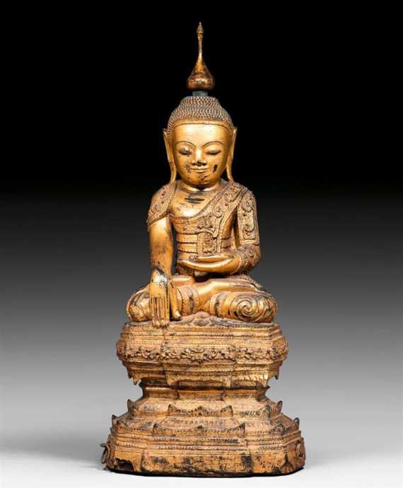 Appraisal: A LACQUERED WOOD SCULPTURE OF BUDDHA SHAKYAMUNI Burma th c