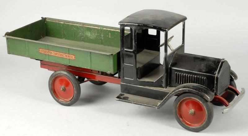 Appraisal: Pressed Steel Sturditoy Construction Dump Truck Description American Circa Enclosed