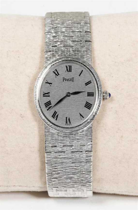 Appraisal: GOLD LADY'S WRISTWATCH PIAGET s White gold g Ref Oval