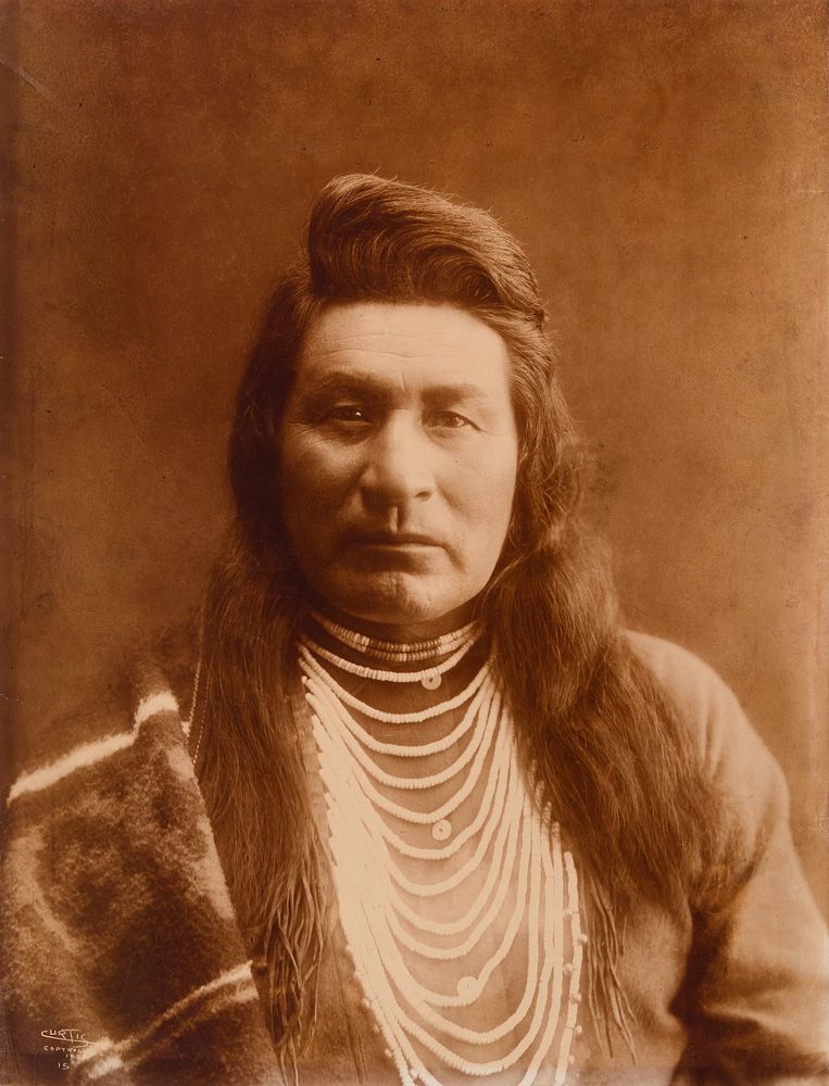 Appraisal: Edward Curtis Typical Nez Perce Not Com Sa Haut Edward