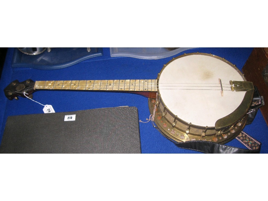 Appraisal: The Broadcaster' banjo with case under table