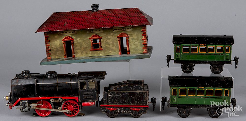 Appraisal: Marklin four-piece train set Marklin four-piece train set gauge to