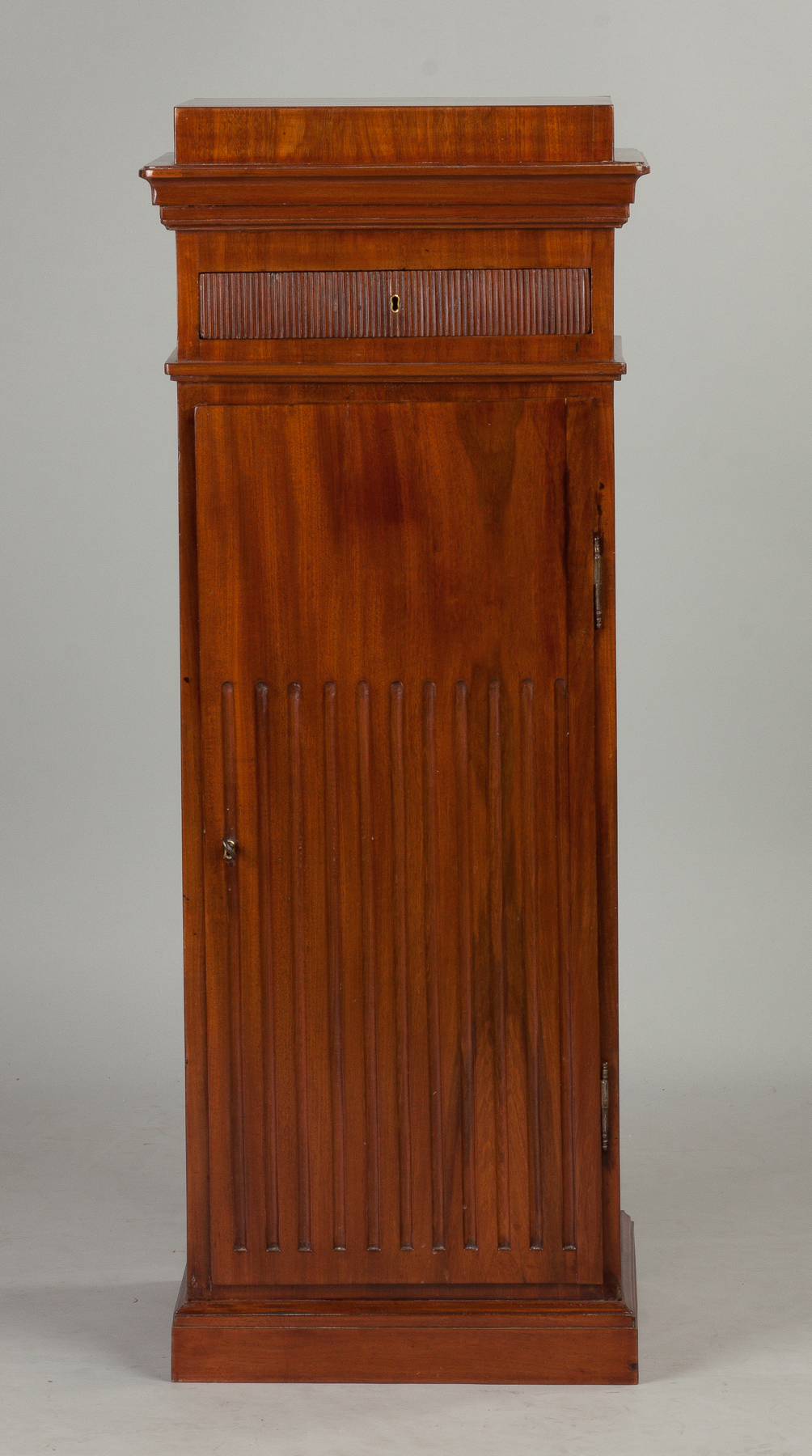 Appraisal: George III Mahogany Pedestal Cabinet Late th century