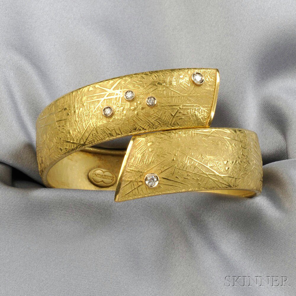 Appraisal: kt Gold and Diamond Bracelet Unoaerre Italy the hinged textured