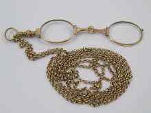 Appraisal: A yellow metal tests ct gold long guard chain approx