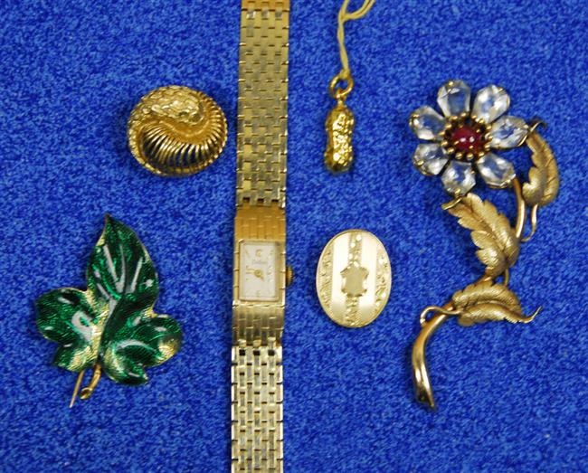 Appraisal: COLLECTION OF YELLOW GOLD JEWELRY including a lady's wrist watch