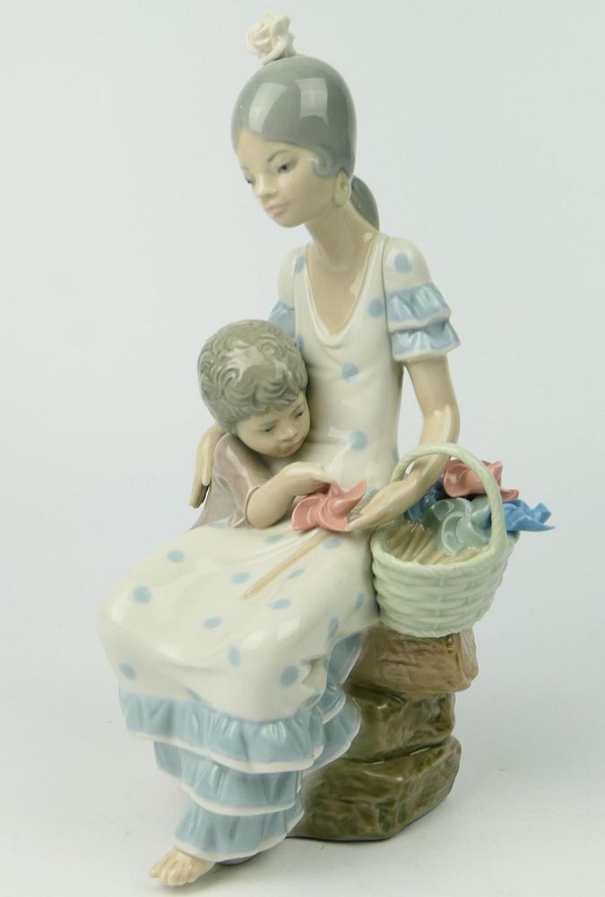 Appraisal: LLADRO MOTHER WITH TODDLER TALL GLOSSY Condition All lots are