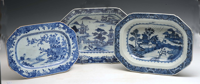 Appraisal: A CHINESE BLUE AND WHITE LARGE PORCELAIN SHALLOW DISH with