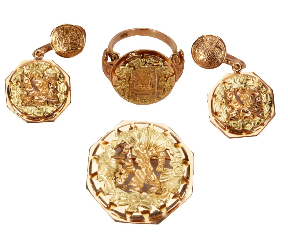 Appraisal: KARAT TWO-TONE GOLD JEWELRY SUITEcomprising a ring brooch and pair