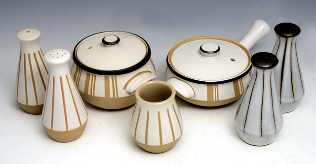 Appraisal: Kenneth Clark - A Denby 'Gourmet' stoneware table ware set