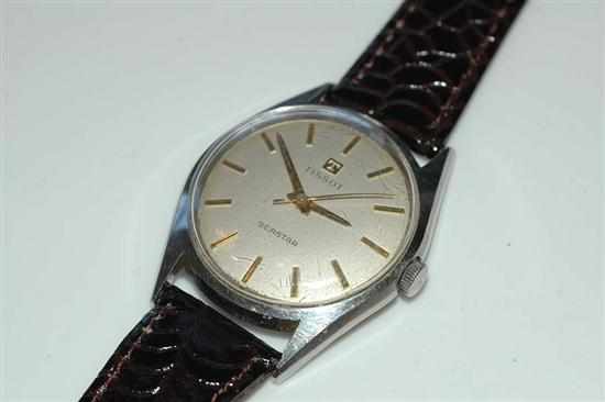 Appraisal: A TISSOT SEA-STAR AUTOMATIC WRISTWATCH WITH BATON NUMERALS TO A