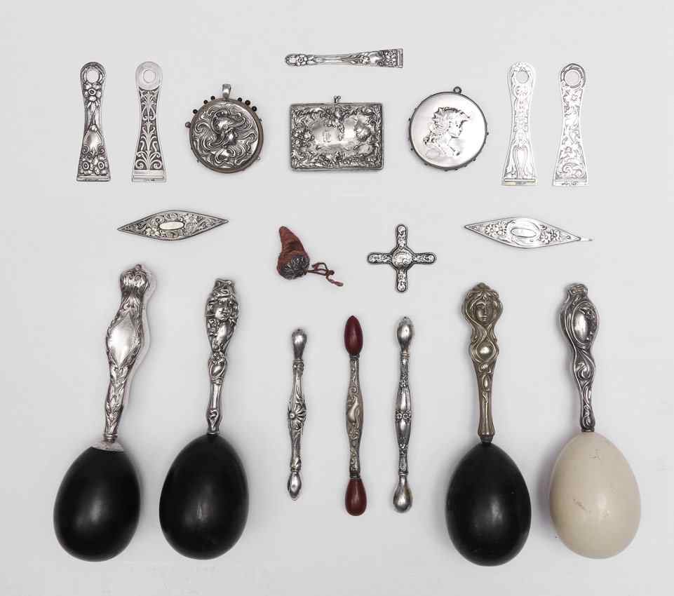 Appraisal: COLLECTION ART NOUVEAU STERLING SEWING PIECES pieces total to include