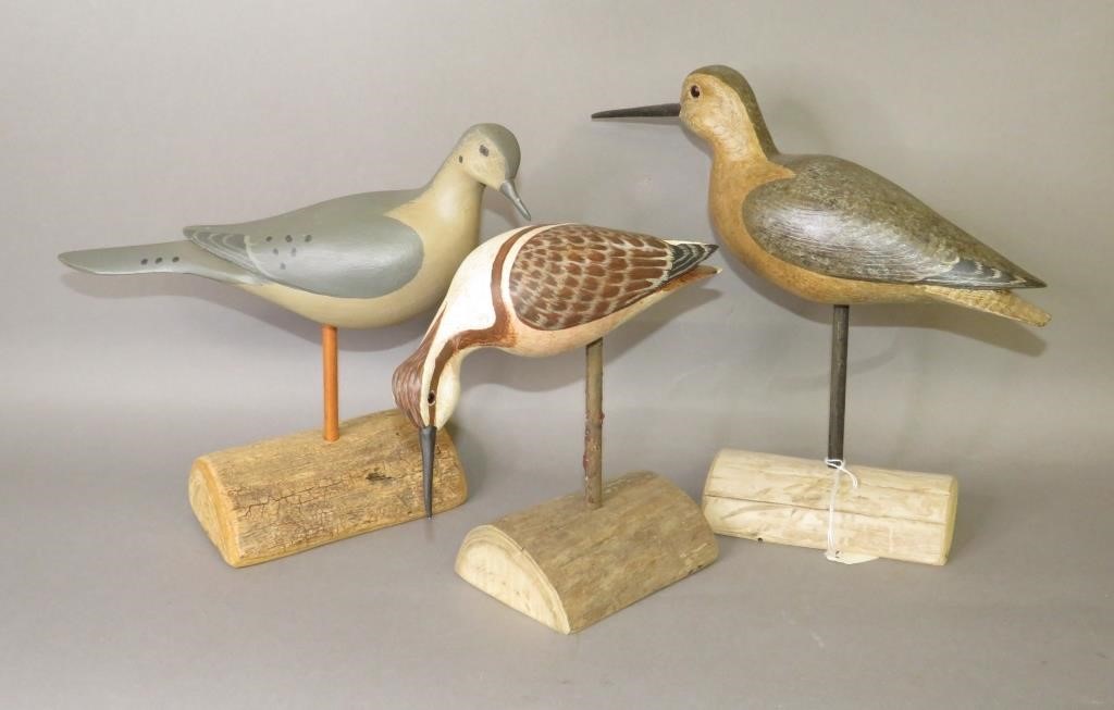 Appraisal: SIGNED BIRD CARVINGS BY HARRY V SHOURDSca late th-early st