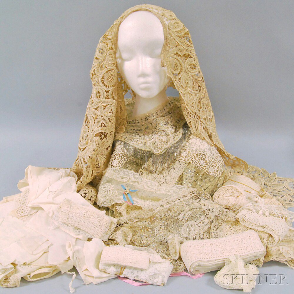 Appraisal: Group of Lady's Lace and Muslin Accessories including embroidered lace