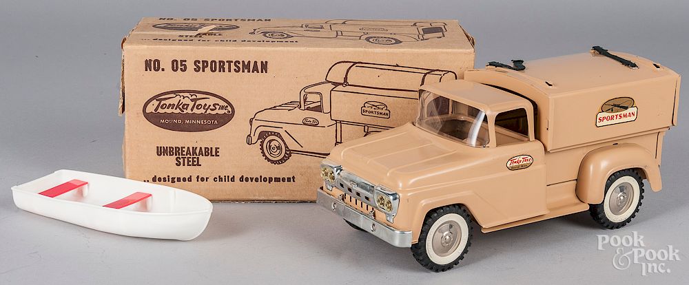 Appraisal: Tonka no pressed steel Sportsman truck Tonka no pressed steel