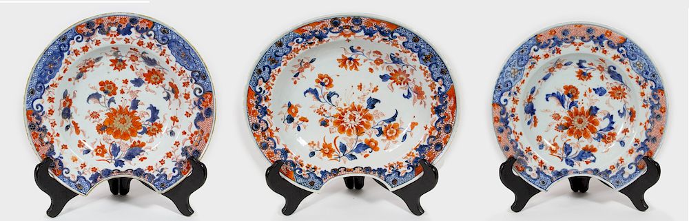 Appraisal: Three Chinese Imari Barber's Basins Ca Two round basins and