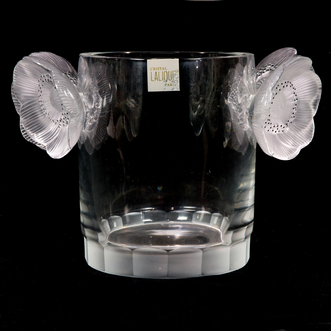 Appraisal: A LALIQUE CLEAR AND FROSTED GLASS CONSTANCE ANEMONE ICE BUCKET