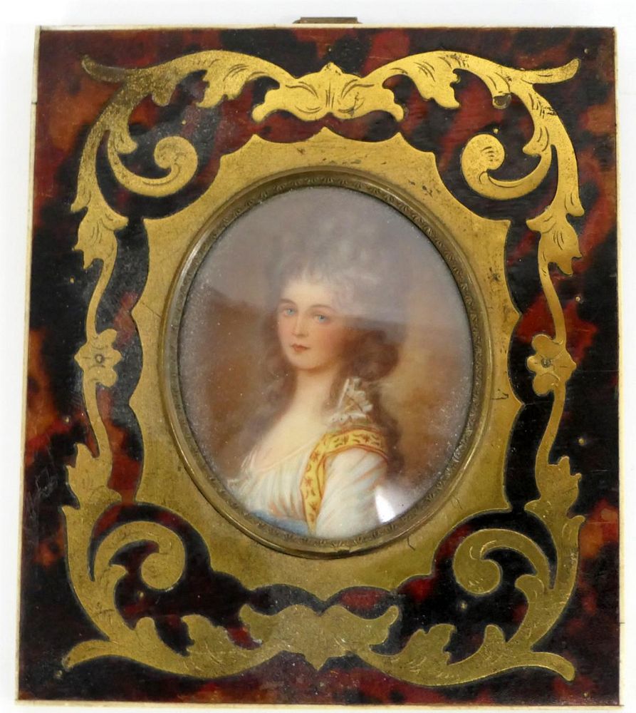 Appraisal: ANTIQUE FRENCH MINIATURE PAINTED MARIE ANTOINETTE Oval hand painted in