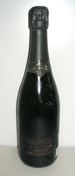 Appraisal: A BOTTLE OF VIELLE'S VIGNE'S FRANCAISE BOLLINGER CHAMPAGNE ML A