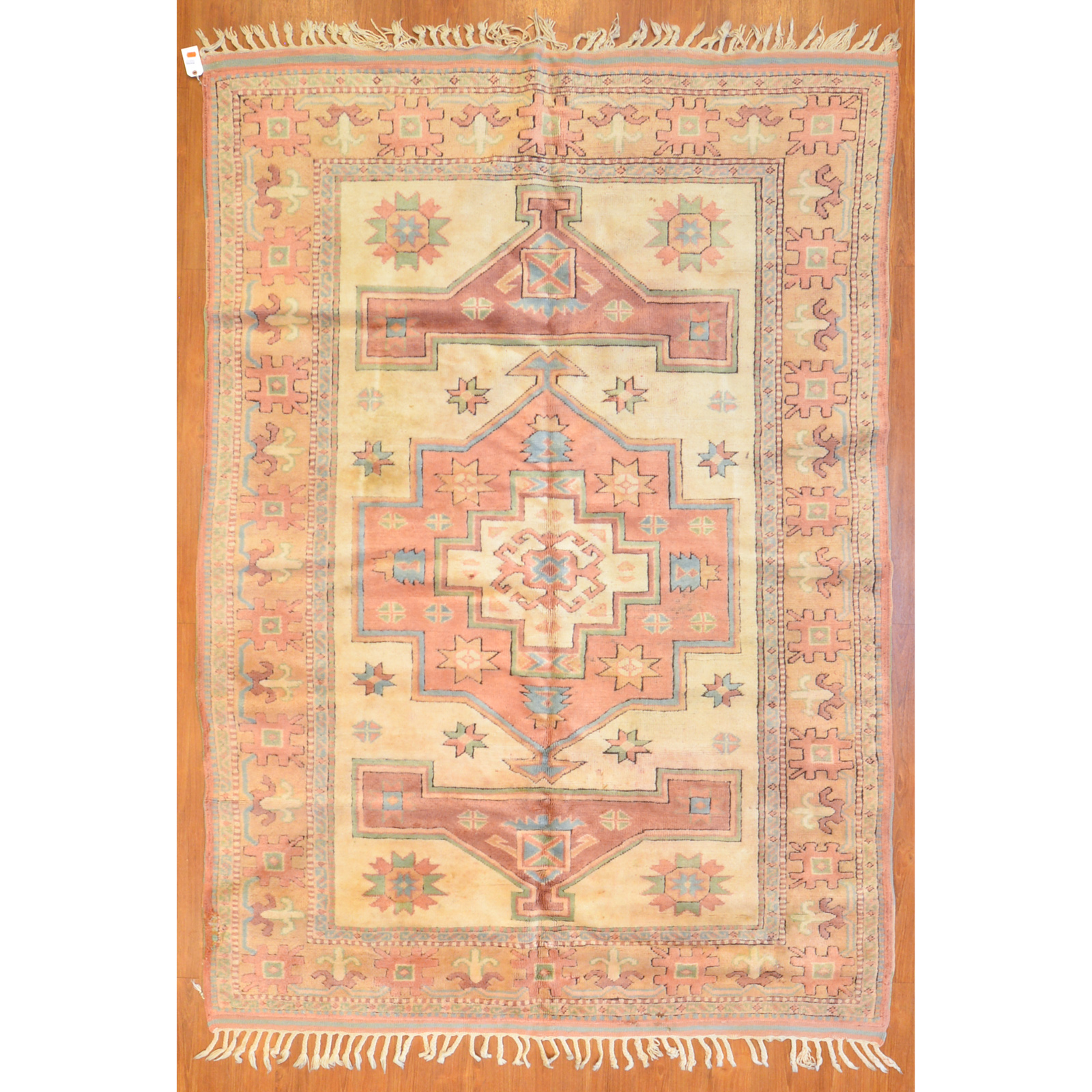 Appraisal: TURKISH MILAS RUG X Fourth quarter- th century hand-knotted wool