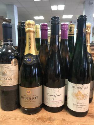 Appraisal: Mixed Lot Champagne Henriout Souverain bottles and various bottles of