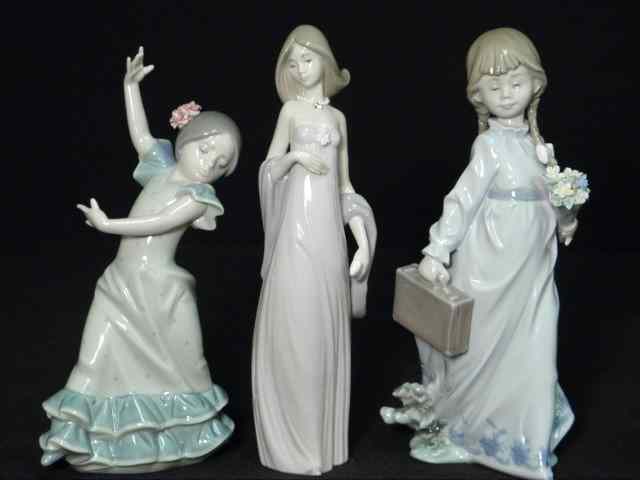 Appraisal: Lot of three Lladro Spanish porcelain figurines Includes ''Lolita'' ''School